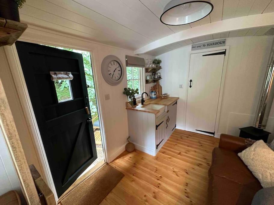 Cornwall Woodland Shepherd'S Hut Deirdres Hut Bodmin Exterior foto